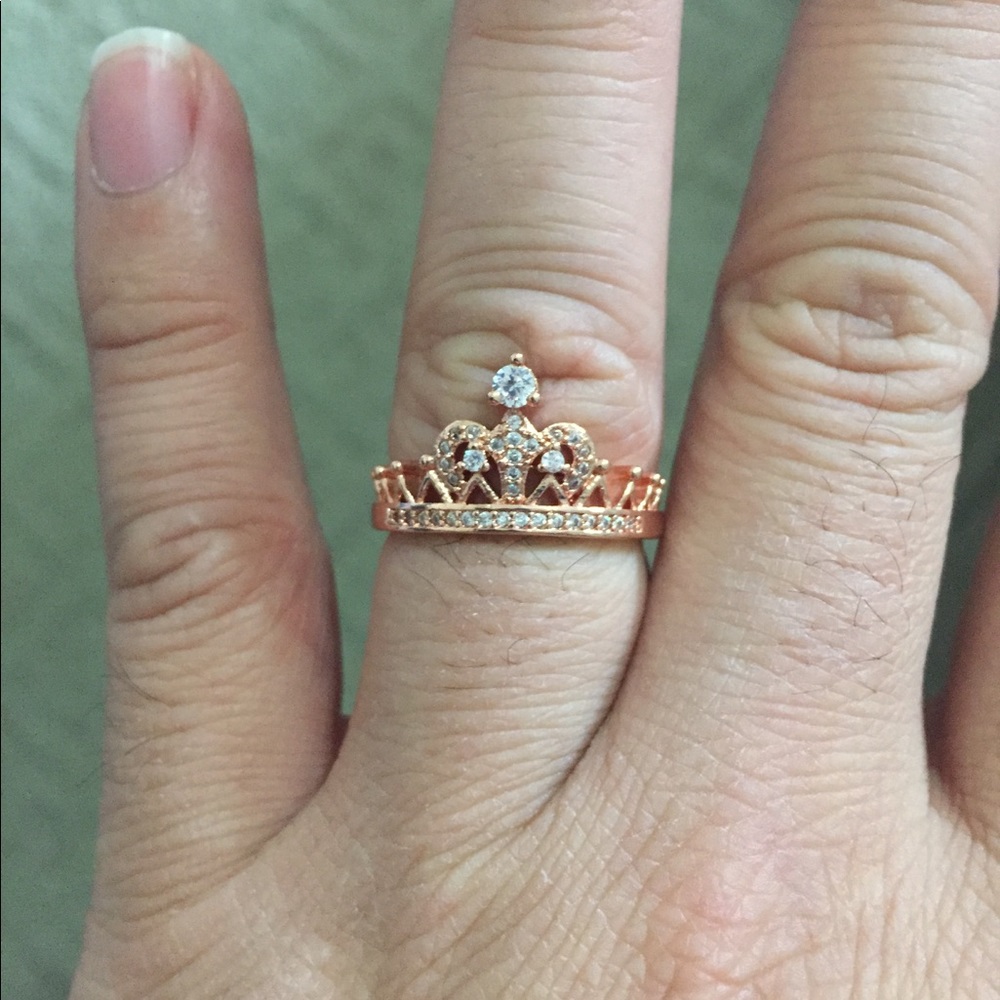Rose Gold Princess Crown Ring - Picture 6 of 6